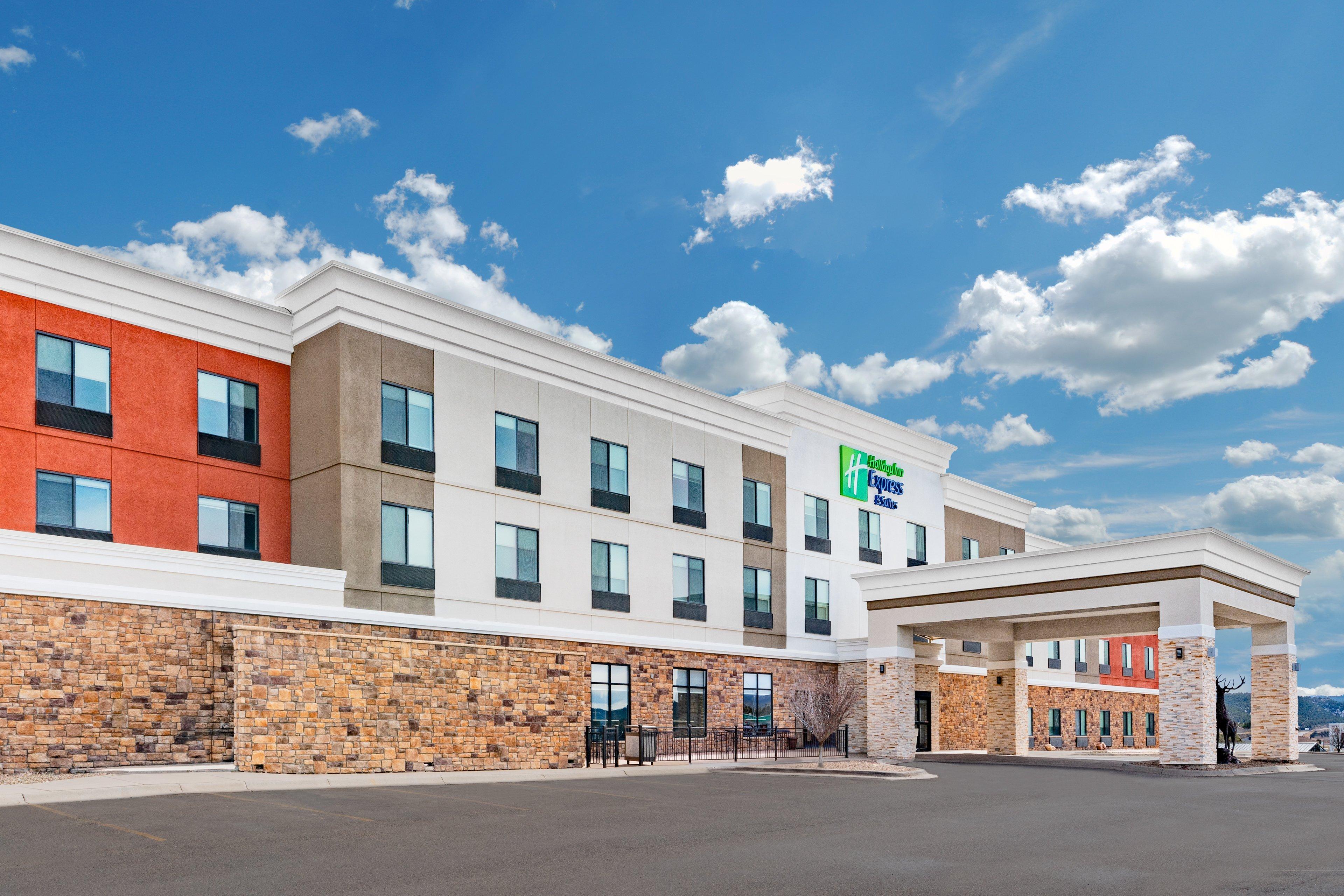 Holiday Inn Express & Suites Trinidad By Ihg Exterior foto